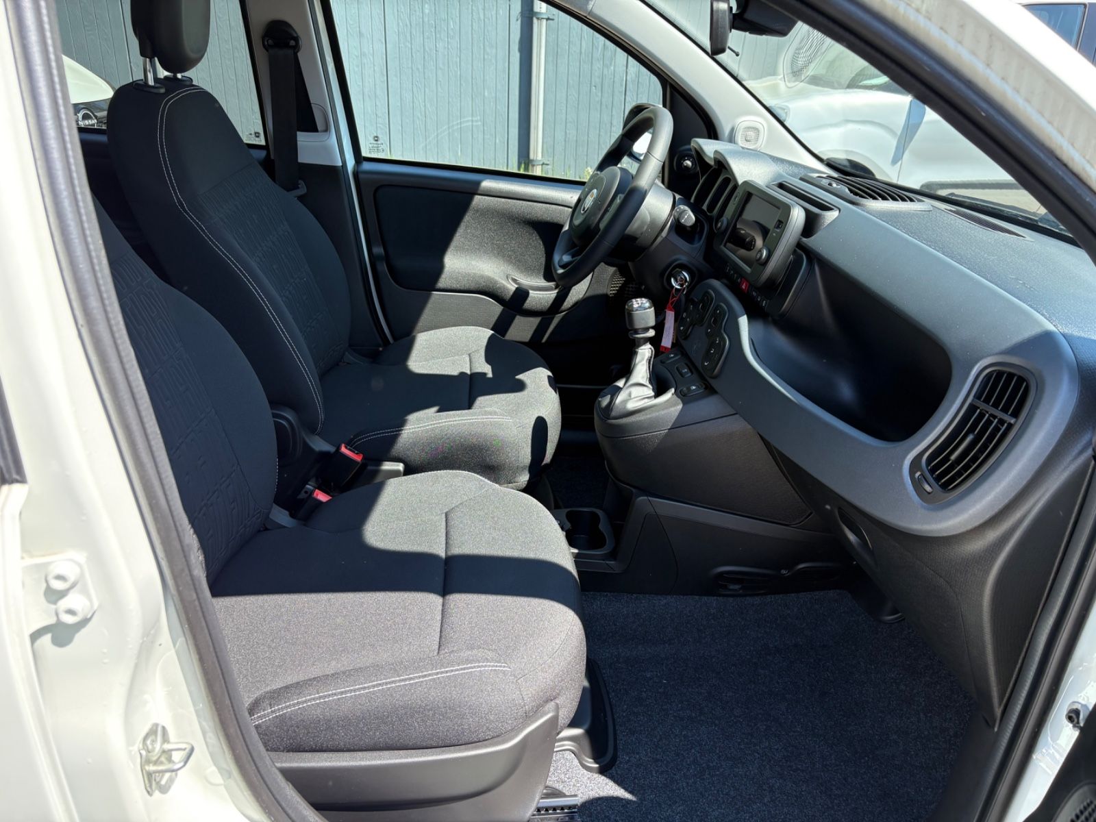 Fahrzeugabbildung Fiat Panda Cross CARPLAY, PDC, KLIMATRONIC
