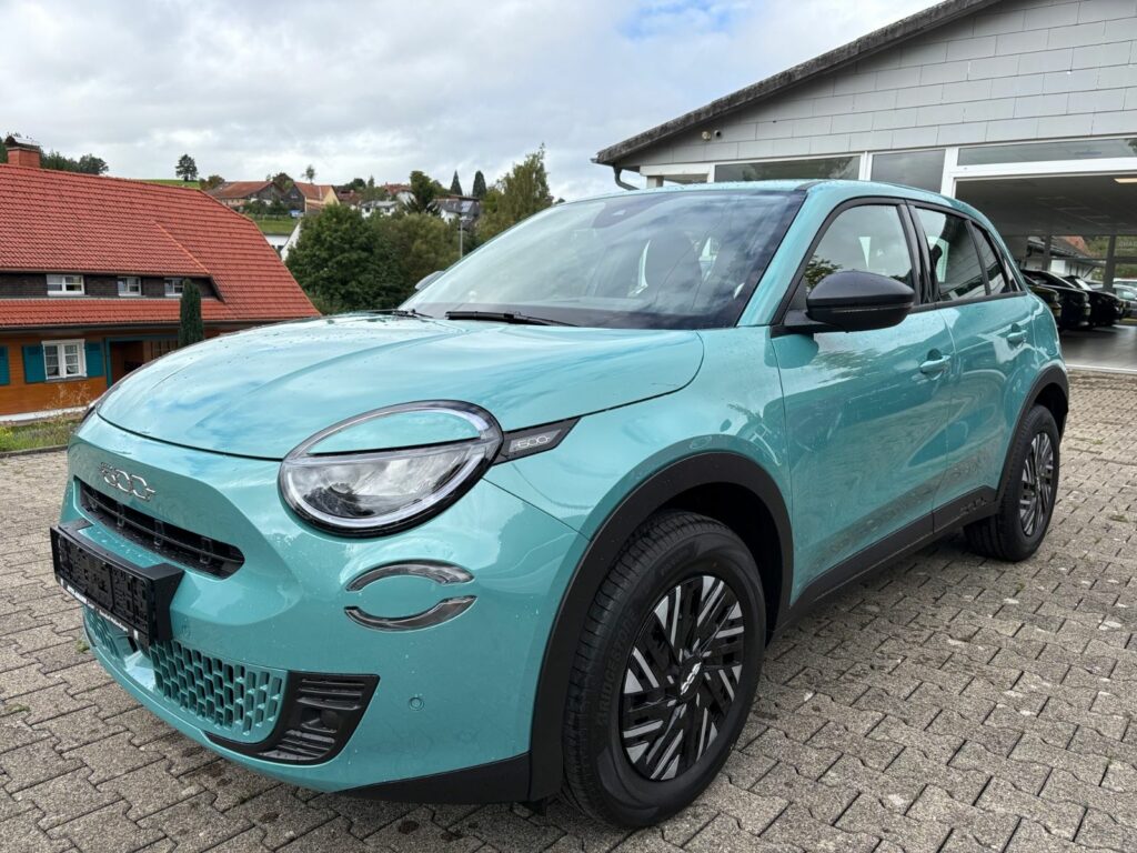 Fiat 600 Hybrid LED,NAVI,KAMERA "AKTIONSPREIS"