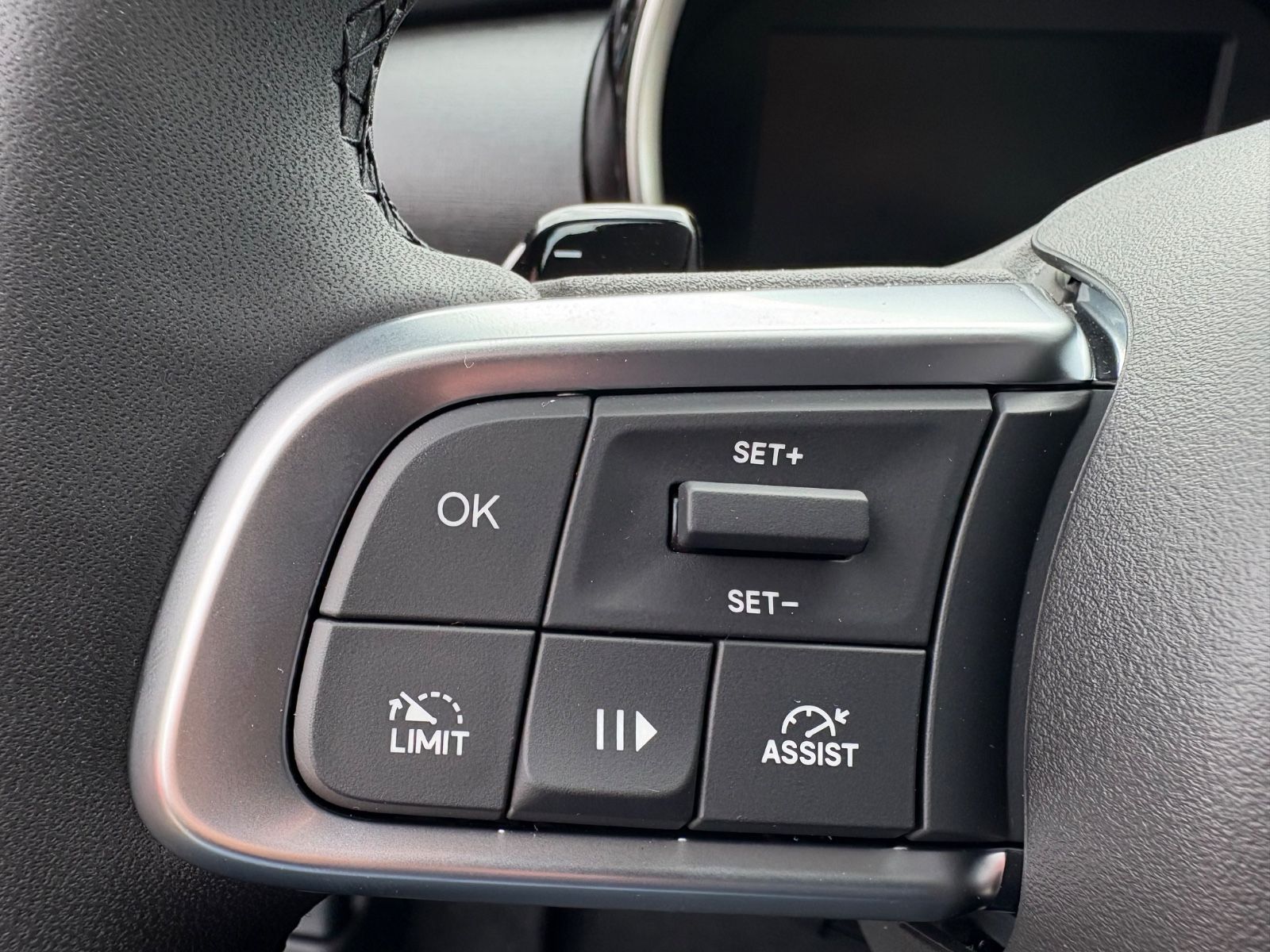 Fahrzeugabbildung Fiat 600 Hybrid LED,NAVI,KAMERA "AKTIONSPREIS"