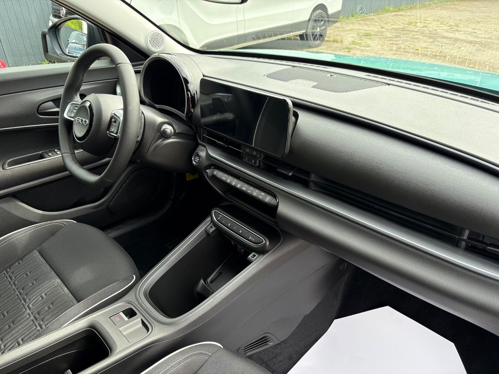 Fahrzeugabbildung Fiat 600 Hybrid LED,NAVI,KAMERA "AKTIONSPREIS"