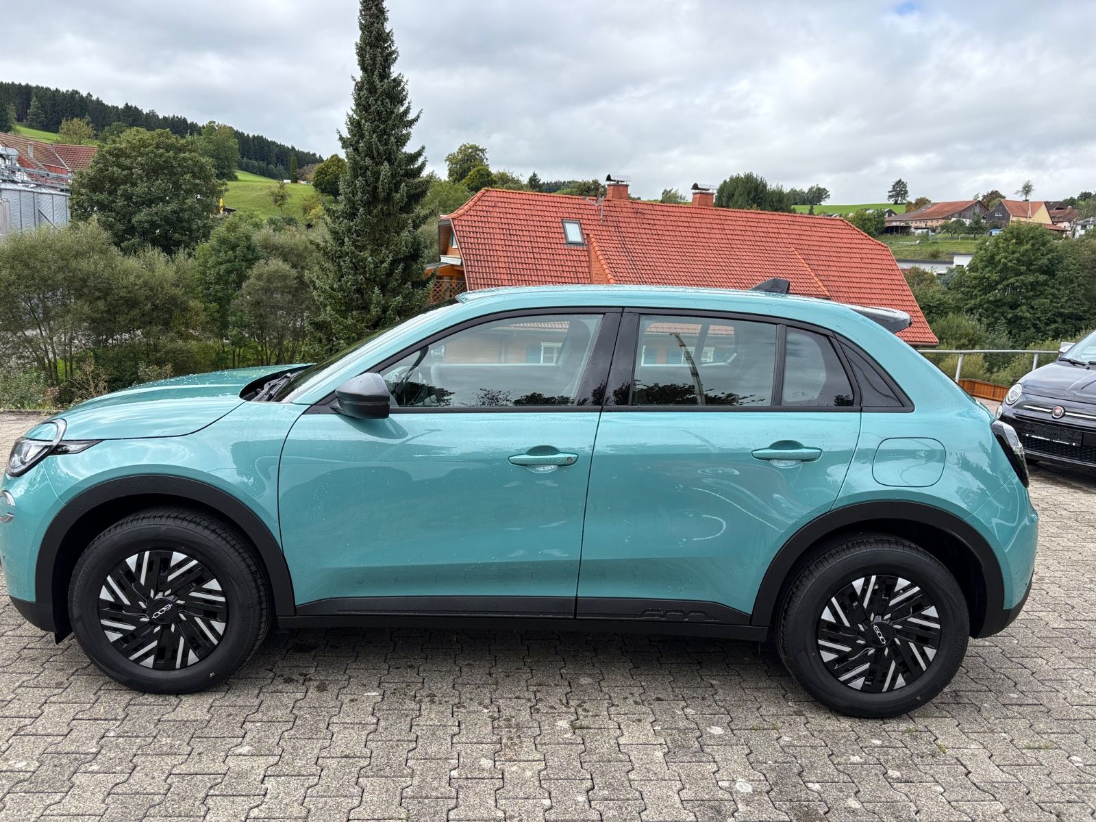 Fahrzeugabbildung Fiat 600 Hybrid LED,NAVI,KAMERA "AKTIONSPREIS"