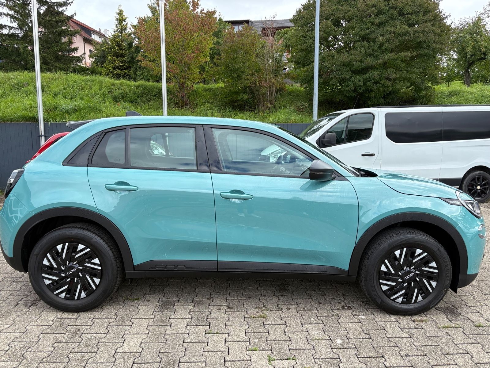 Fahrzeugabbildung Fiat 600 Hybrid LED,NAVI,KAMERA "AKTIONSPREIS"