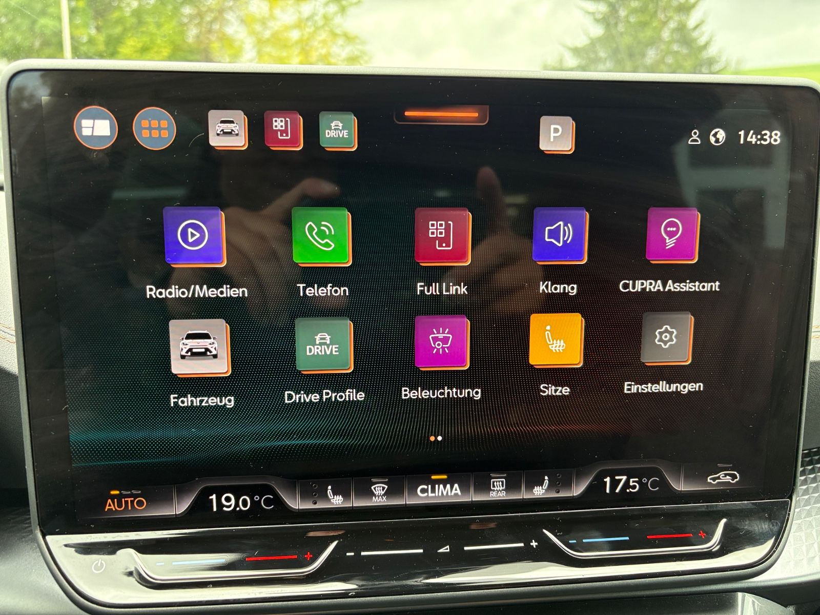 Fahrzeugabbildung CUPRA Formentor VZ 2.0 TSI 245 kW 4Drive