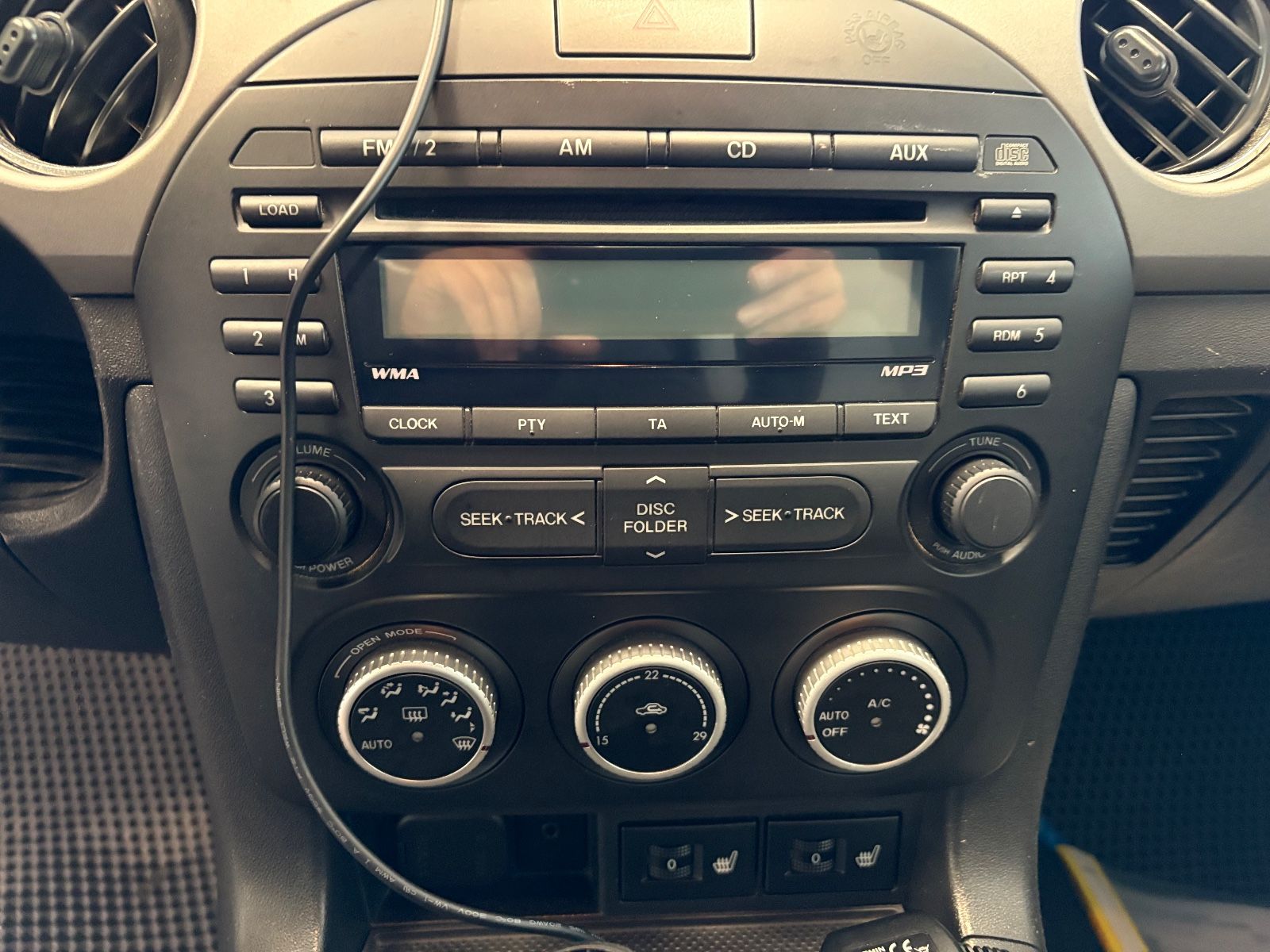 Fahrzeugabbildung Mazda MX-5 1.8 NAVI, LEDER, SITZHEIZUNG