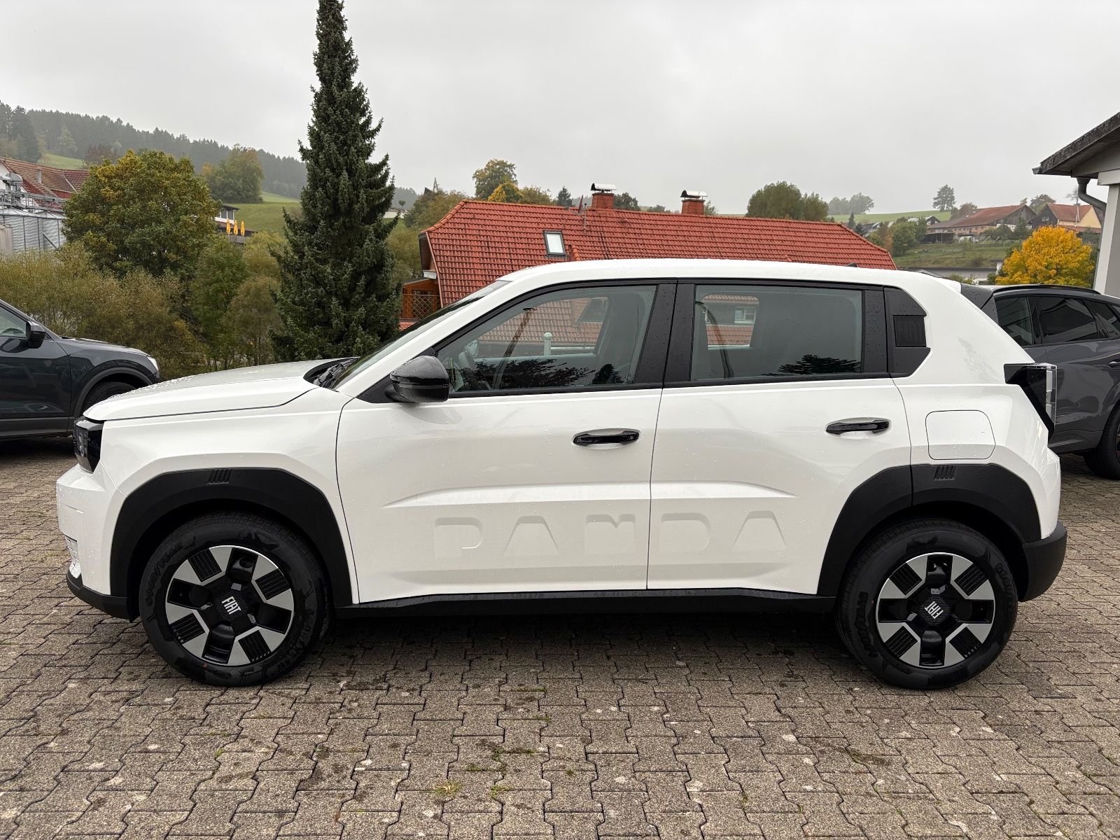 Fahrzeugabbildung Fiat Grande Panda 1.2 Hybrid AUTOMATIK, LED, CARPLAY