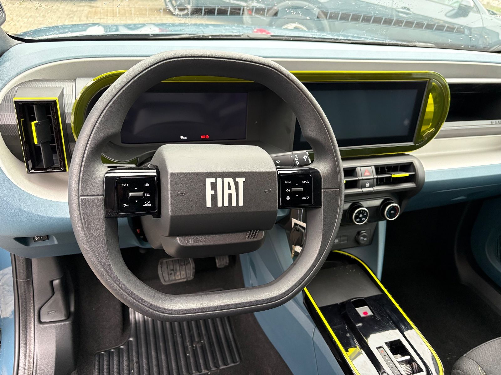 Fahrzeugabbildung Fiat Grande Panda 1.2 Hybrid AUTOMATIK, LED, CARPLAY