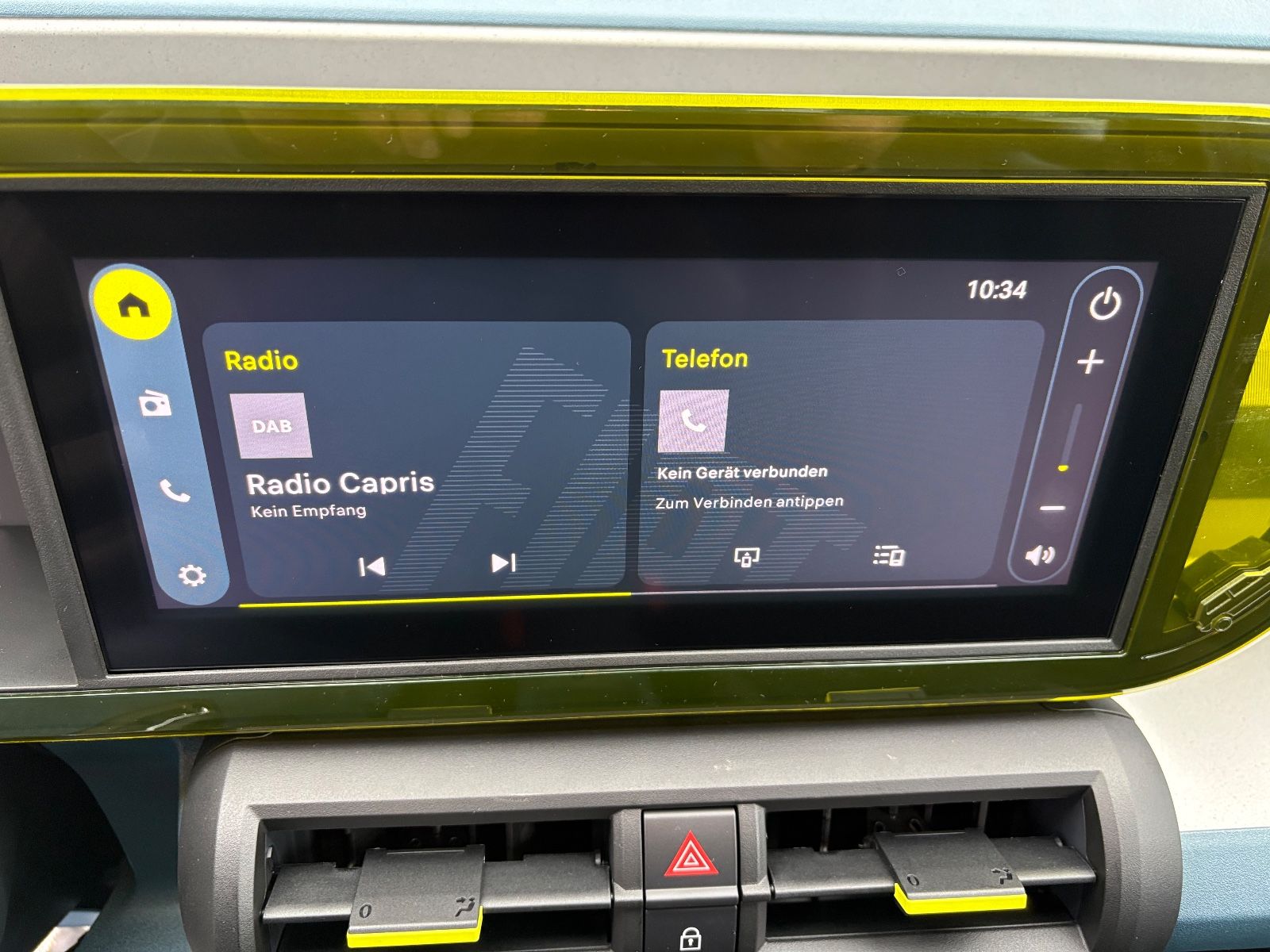 Fahrzeugabbildung Fiat Grande Panda 1.2 Hybrid AUTOMATIK, LED, CARPLAY