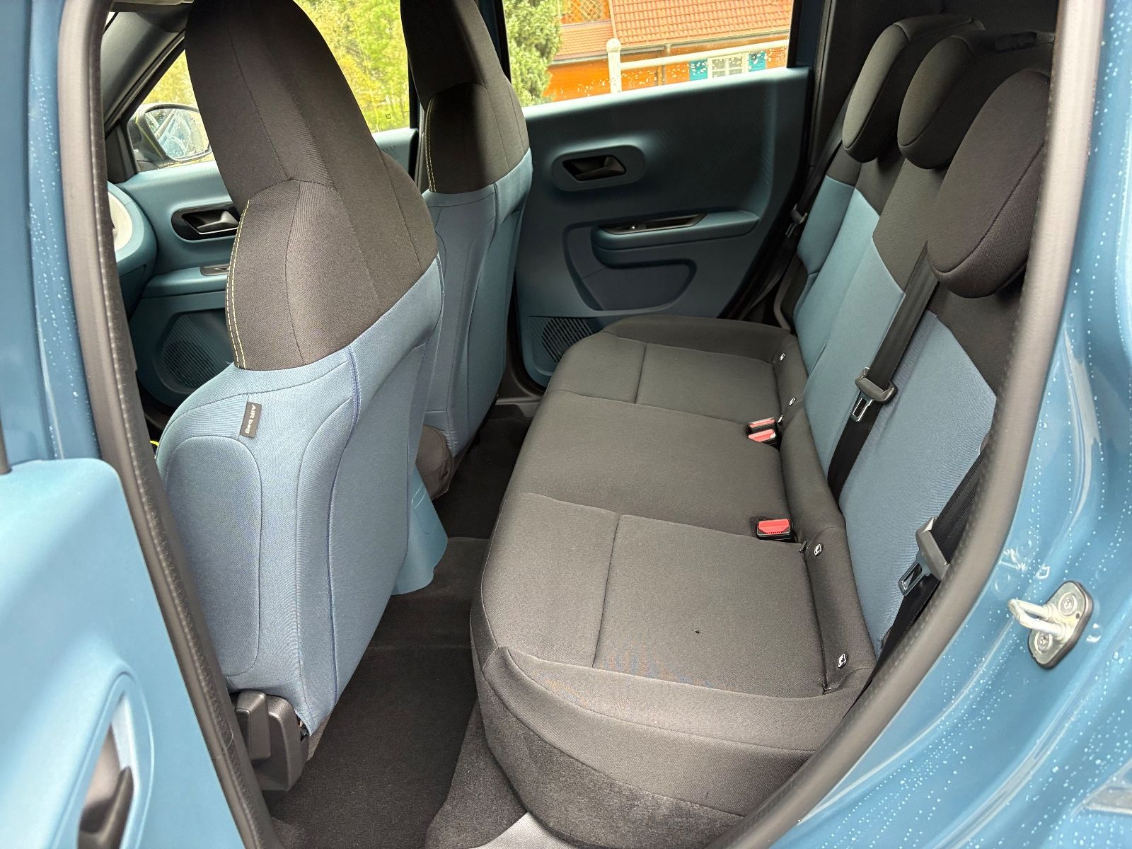Fahrzeugabbildung Fiat Grande Panda 1.2 Hybrid AUTOMATIK, LED, CARPLAY