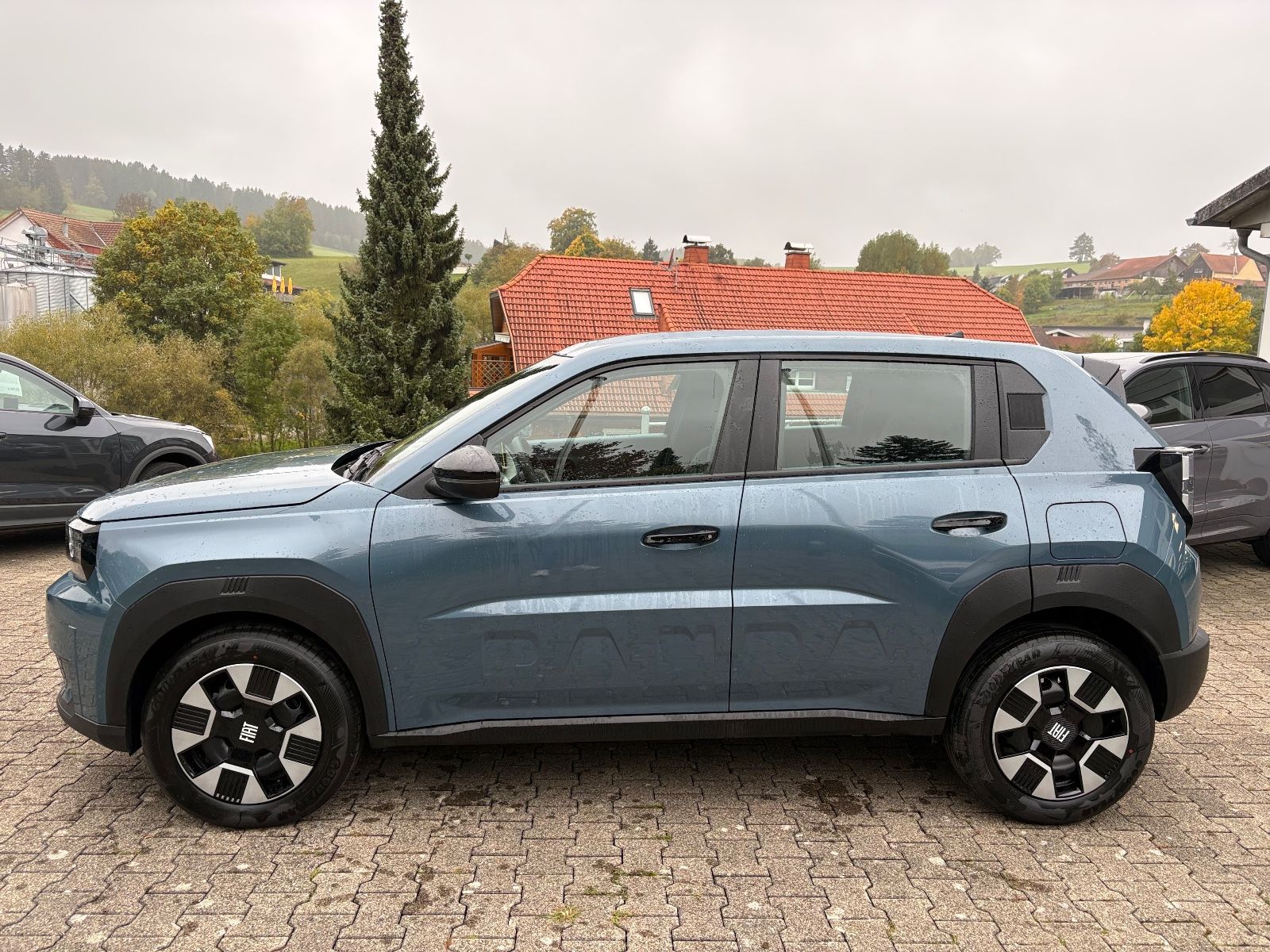 Fahrzeugabbildung Fiat Grande Panda 1.2 Hybrid AUTOMATIK, LED, CARPLAY