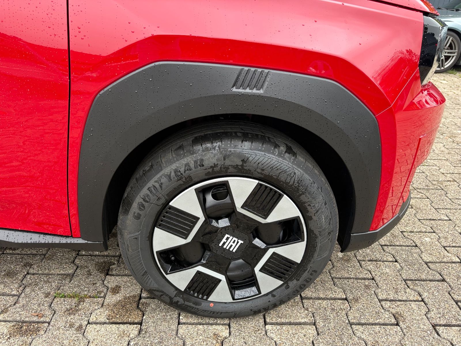 Fahrzeugabbildung Fiat Grande Panda 1.2 Hybrid AUTOMATIK, LED, CARPLAY