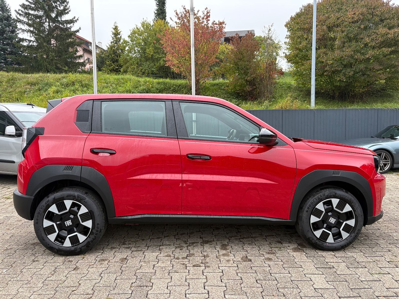 Fahrzeugabbildung Fiat Grande Panda 1.2 Hybrid AUTOMATIK, LED, CARPLAY