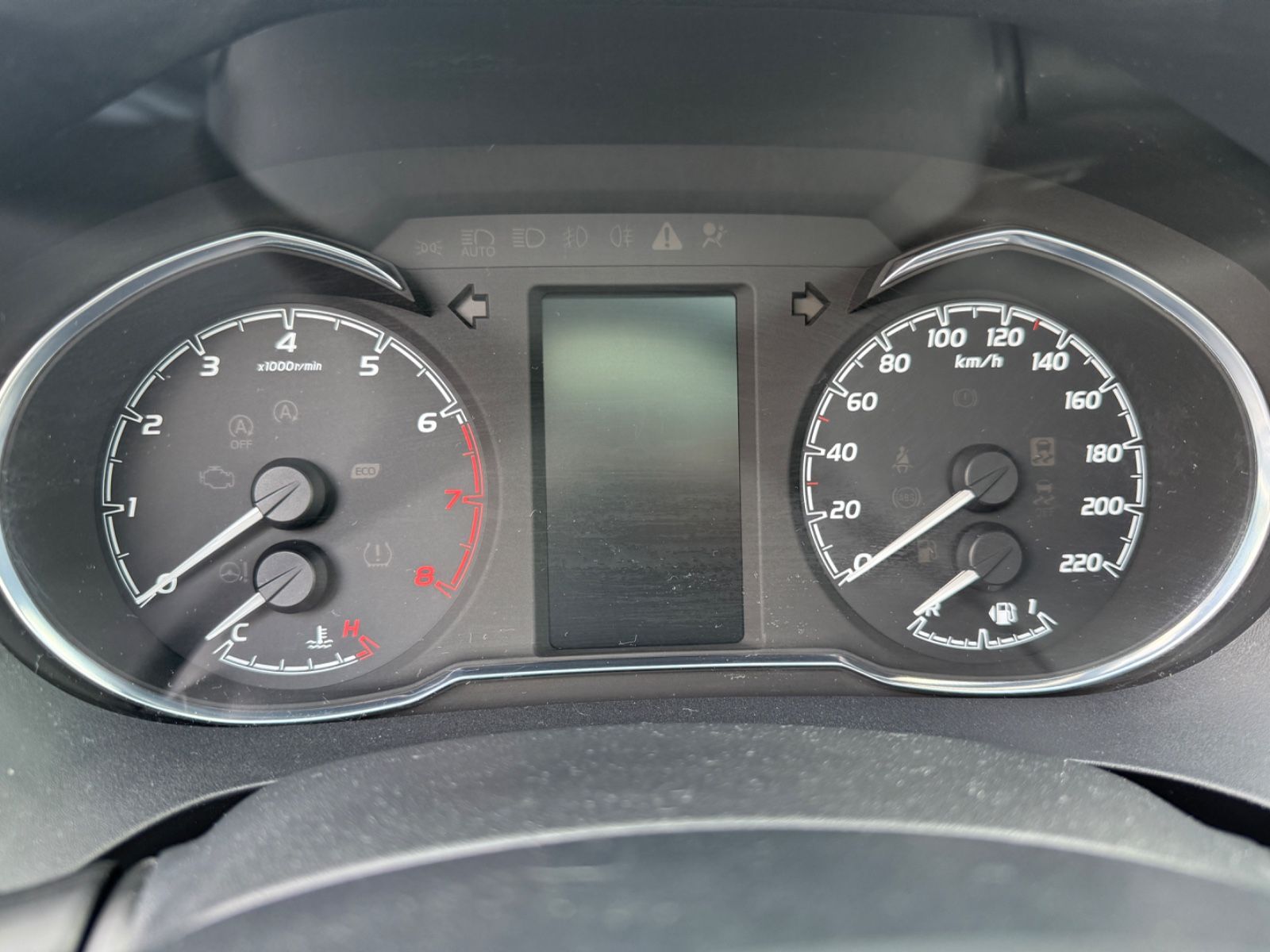 Fahrzeugabbildung Toyota Yaris NAVI, SITZHEIZUNG