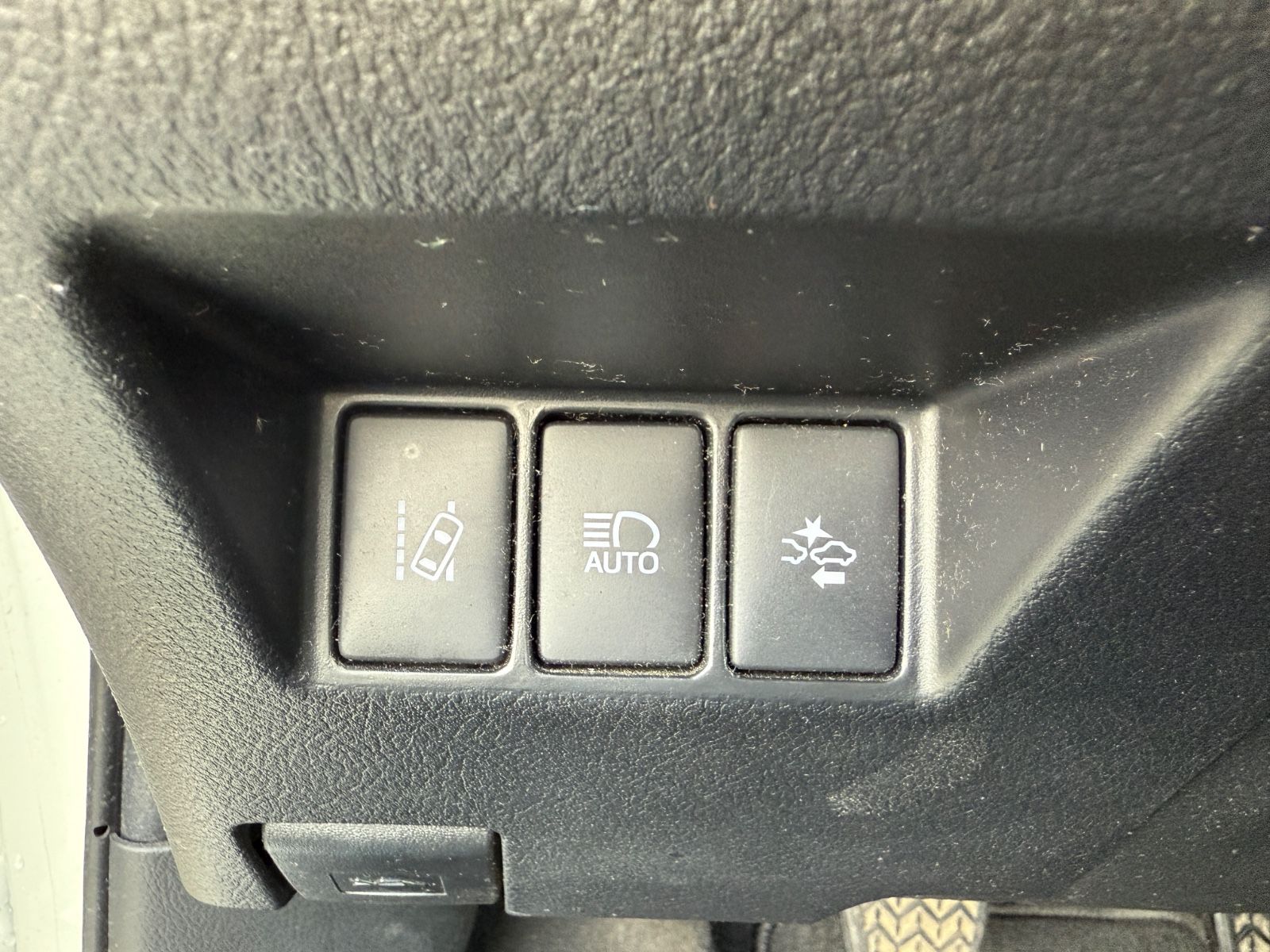 Fahrzeugabbildung Toyota Yaris NAVI, SITZHEIZUNG